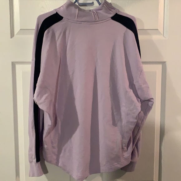 I don’t wear this anymore - Picture 4 of 4